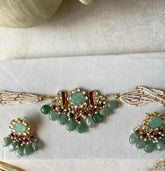 Alam: Choker Set
