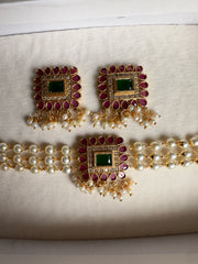 Amira: choker set