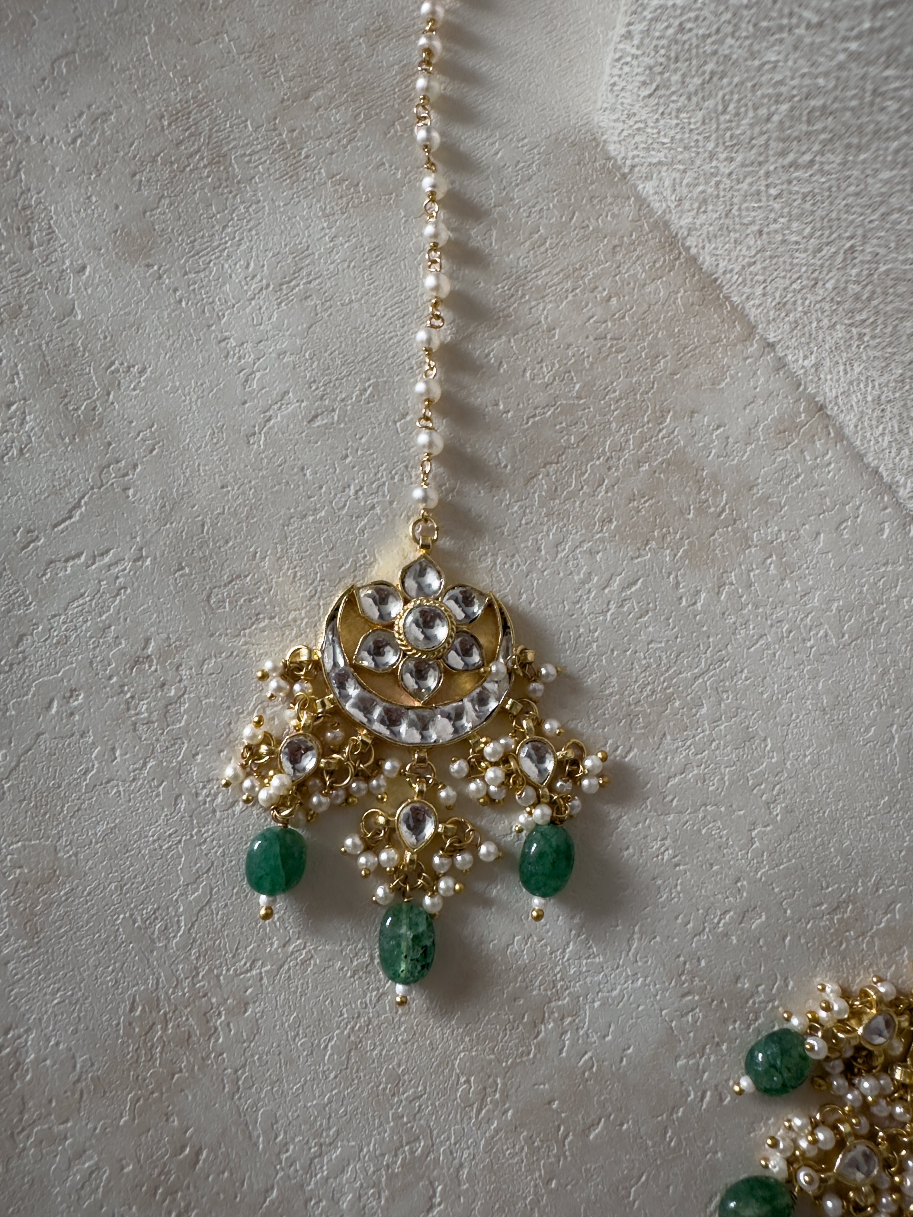 Nayaab light green: Choker Set 