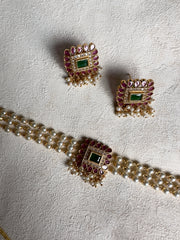 Amira: choker set