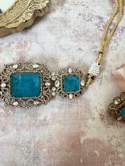 Zaha: choker set