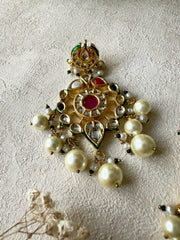 Zoha: Earrings