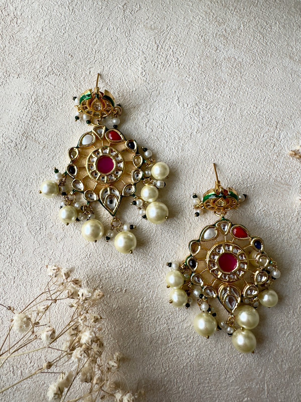 Zoha: Earrings