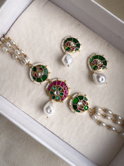 Meena: chocker set 