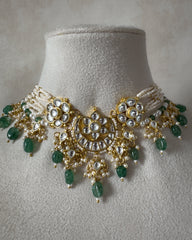 Nayaab light green: Choker Set 
