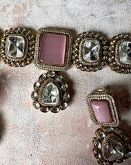 Dariya: necklace set
