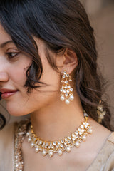 Aisha: Tikka Necklace Set