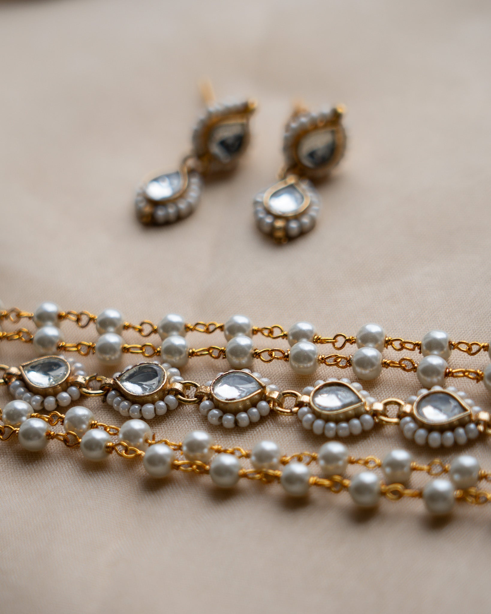 Sila : Choker set 