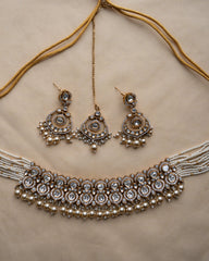 Leyana: Necklace set 