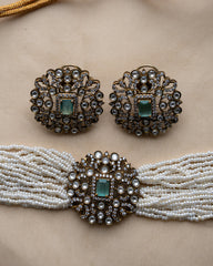 Amia: Choker set 