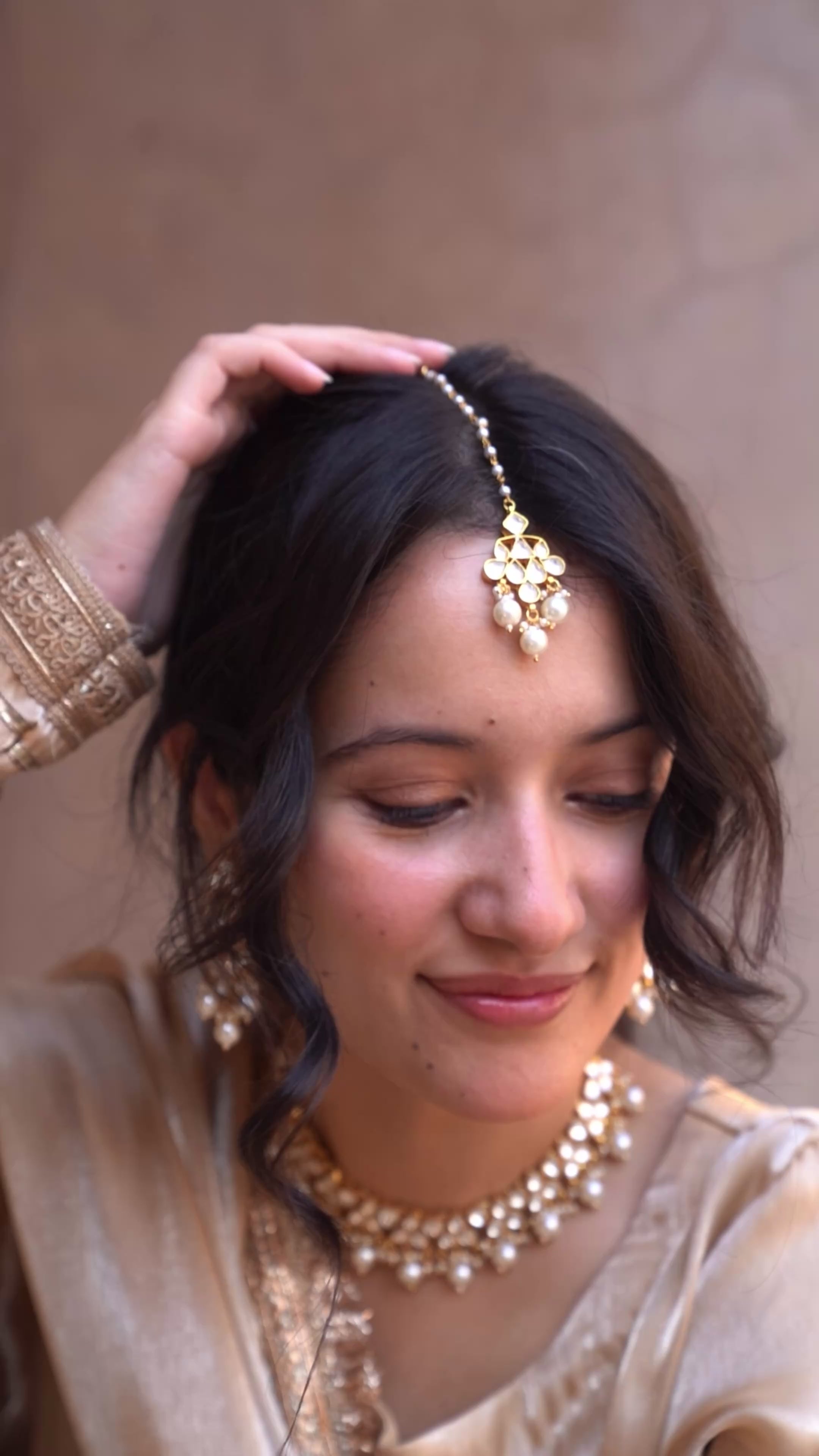 Aisha: Tikka Necklace Set